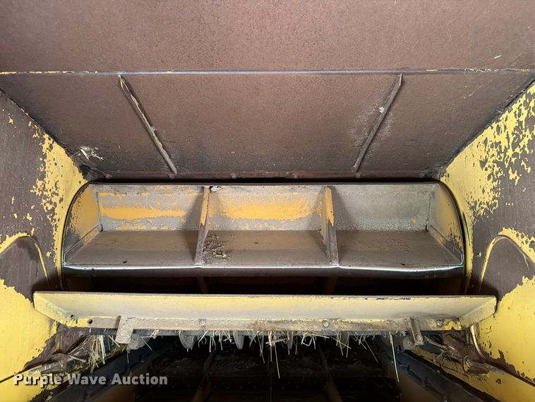 image for item EW8893 1986 New Holland TR86 combine
