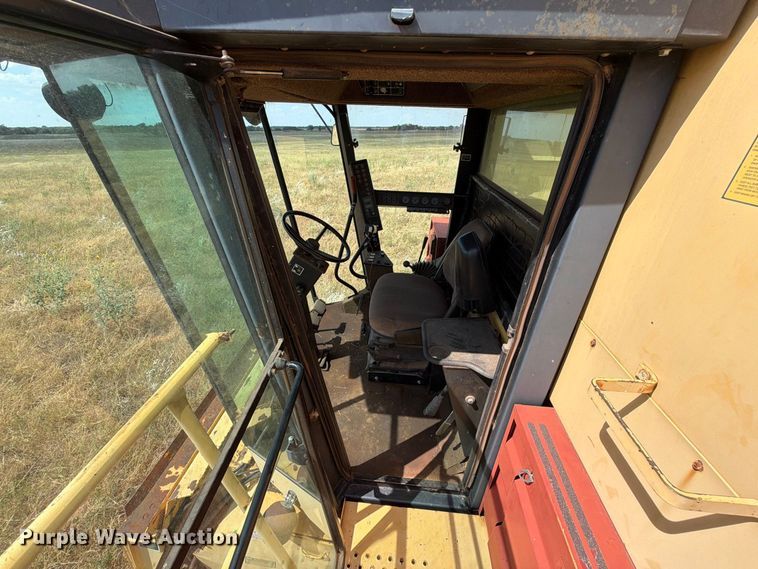 image for item EW8893 1986 New Holland TR86 combine