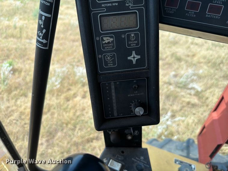 image for item EW8893 1986 New Holland TR86 combine