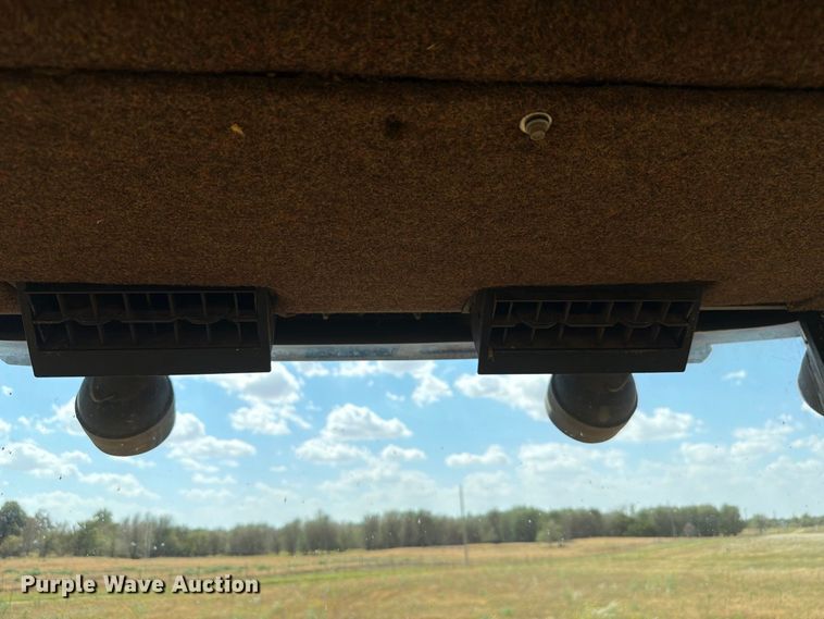 image for item EW8893 1986 New Holland TR86 combine