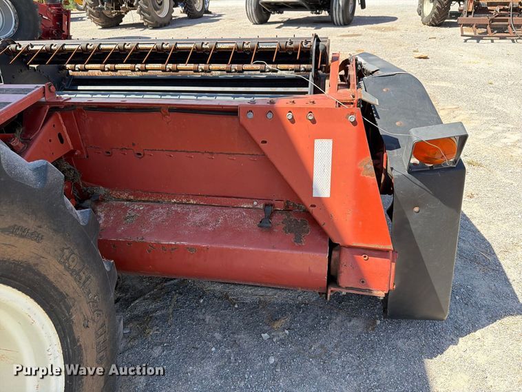 image for item EW8895 1999 Hesston 8450 swather / windrower