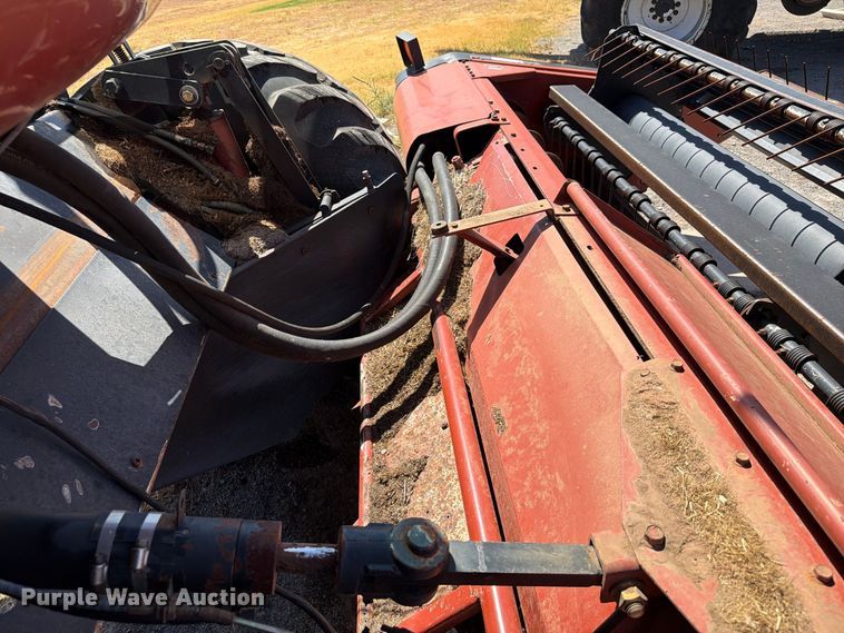 image for item EW8895 1999 Hesston 8450 swather / windrower