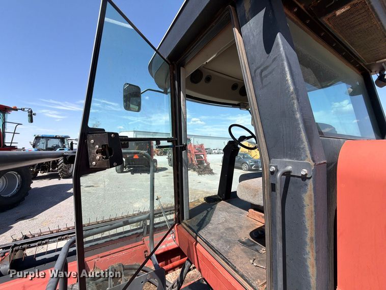 image for item EW8895 1999 Hesston 8450 swather / windrower
