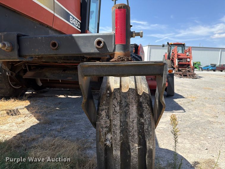 image for item EW8895 1999 Hesston 8450 swather / windrower