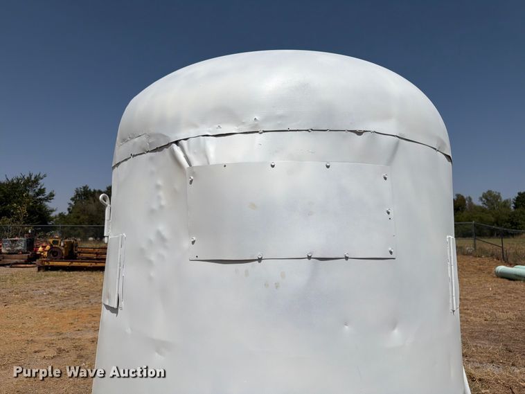 image for item EW8900 Shop built livestock trailer
