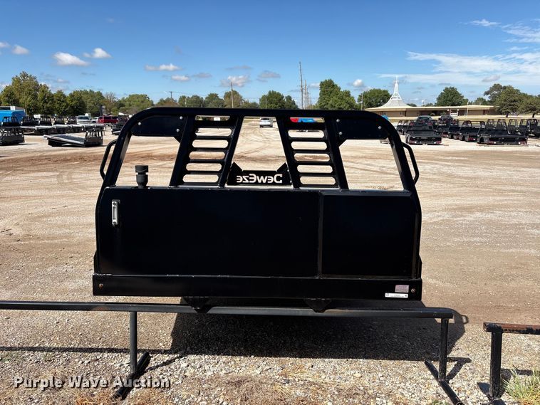 image for item EX0042 2023 DewEze 984 hydraulic bale bed
