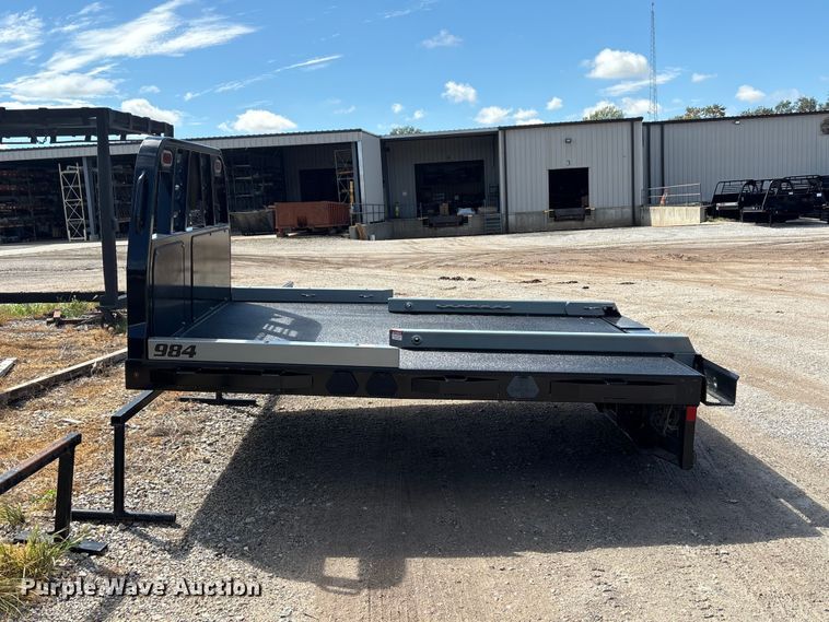 image for item EX0042 2023 DewEze 984 hydraulic bale bed