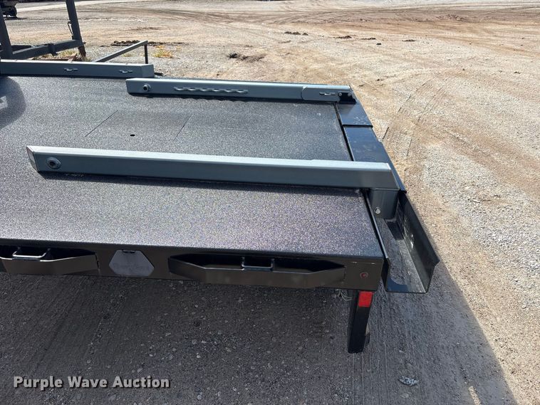 image for item EX0042 2023 DewEze 984 hydraulic bale bed
