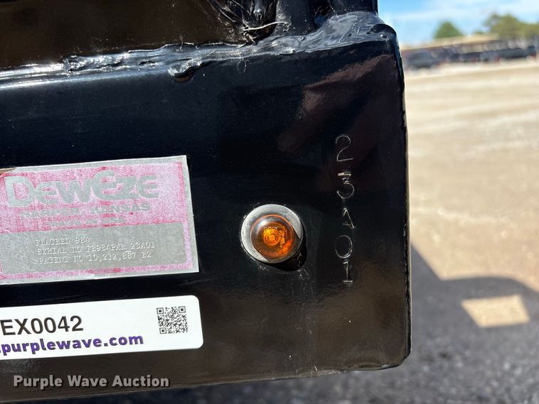 image for item EX0042 2023 DewEze 984 hydraulic bale bed