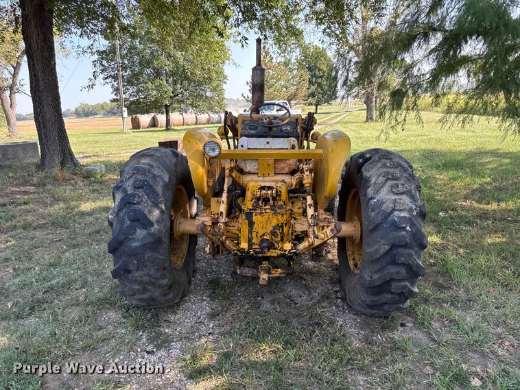 image for item EX2233 International 3414 tractor