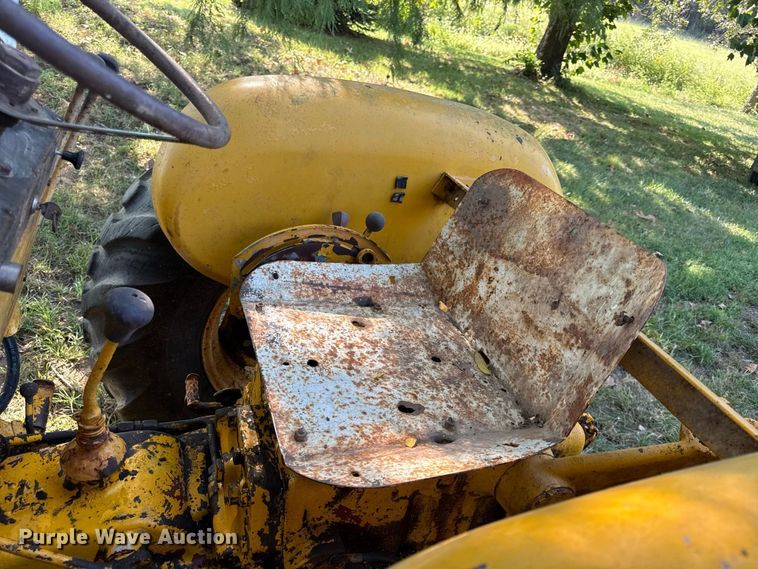 image for item EX2233 International 3414 tractor