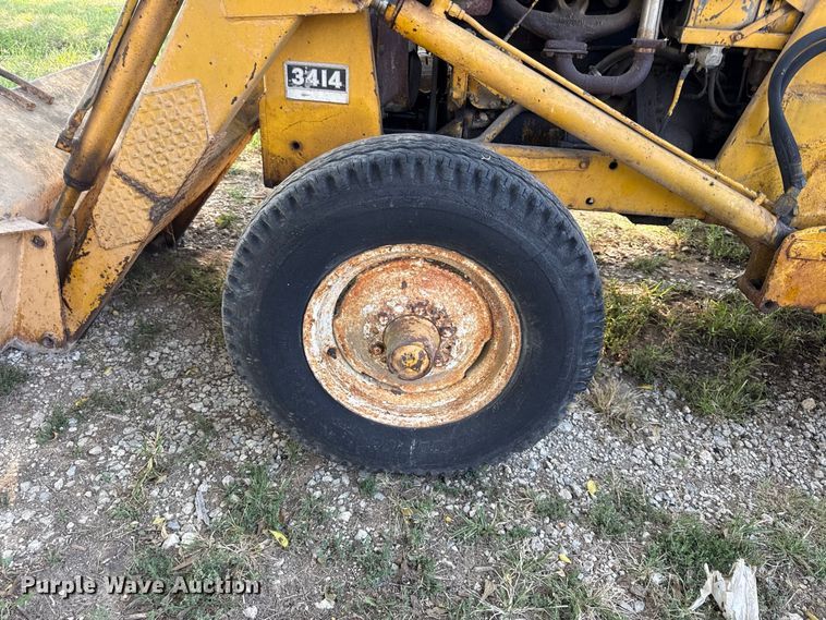image for item EX2233 International 3414 tractor