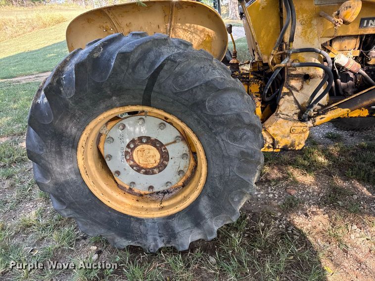 image for item EX2233 International 3414 tractor