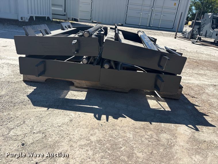image for item EX4227 Skid steer bale spear