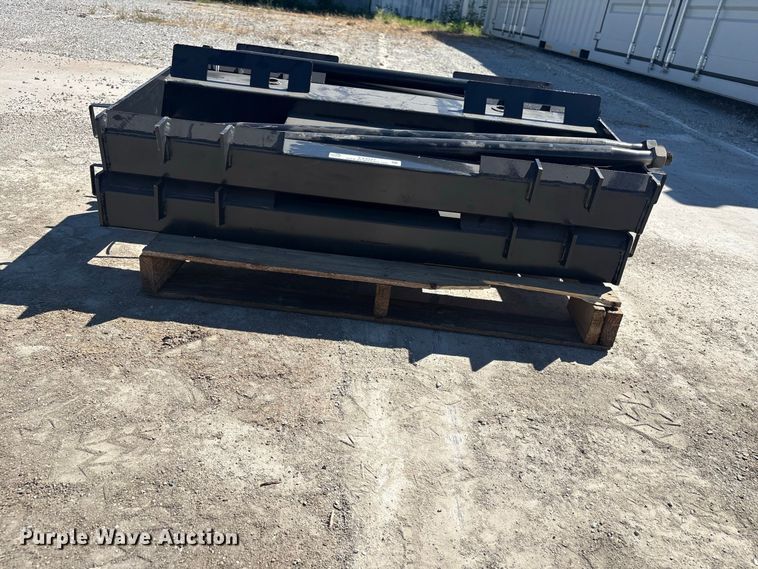 image for item EX4227 Skid steer bale spear