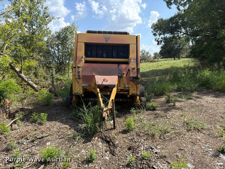 image for item EX4283 2007 Vermeer round baler