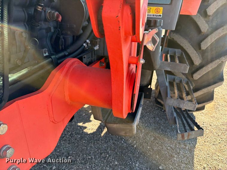 image for item FB5119 2012 Kubota M126X MFWD tractor