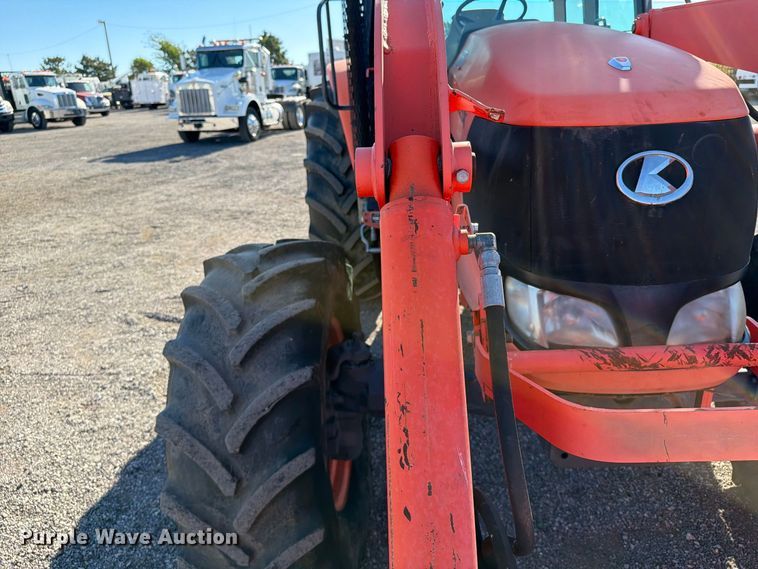 image for item FB5119 2012 Kubota M126X MFWD tractor