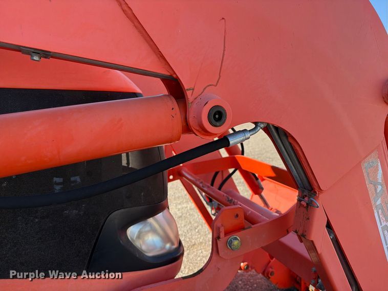 image for item FB5119 2012 Kubota M126X MFWD tractor