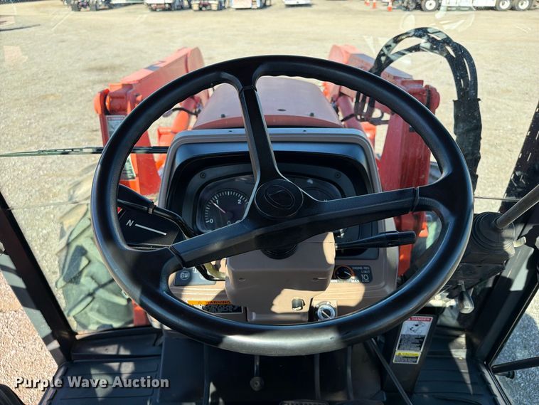 image for item FB5119 2012 Kubota M126X MFWD tractor