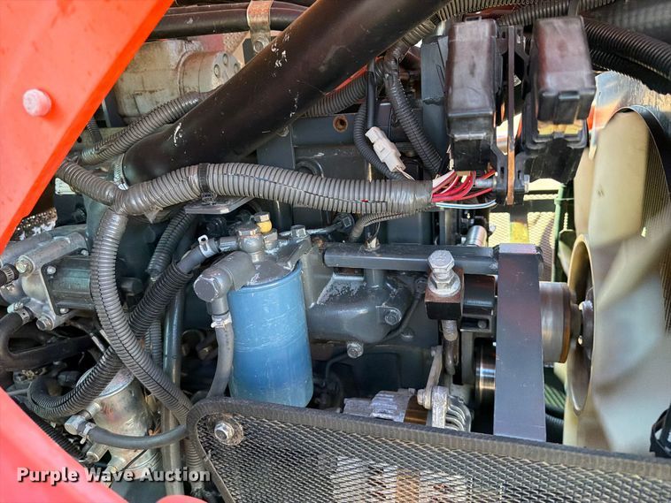 image for item FB5119 2012 Kubota M126X MFWD tractor