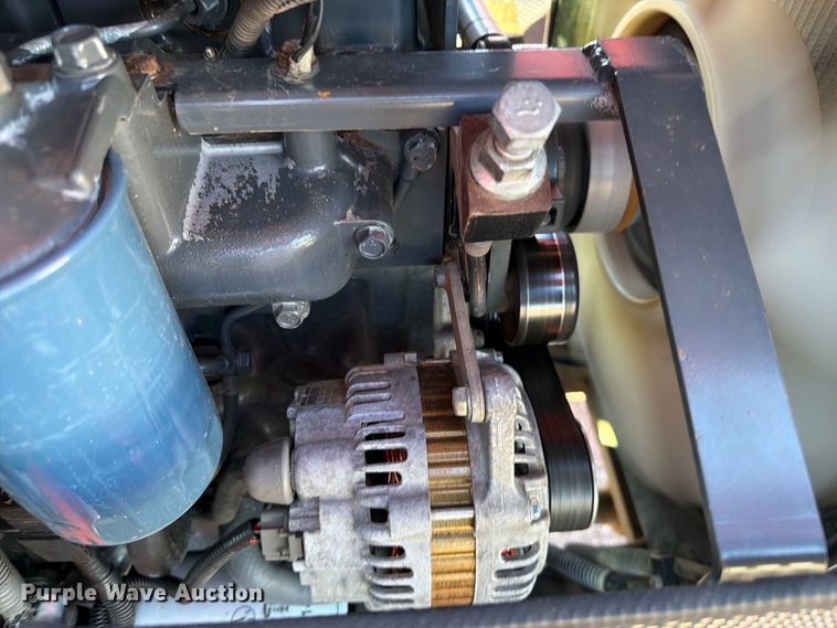 image for item FB5119 2012 Kubota M126X MFWD tractor