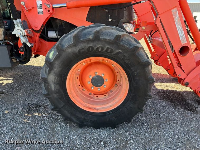 image for item FB5119 2012 Kubota M126X MFWD tractor