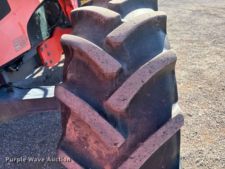 image for item FB5119 2012 Kubota M126X MFWD tractor