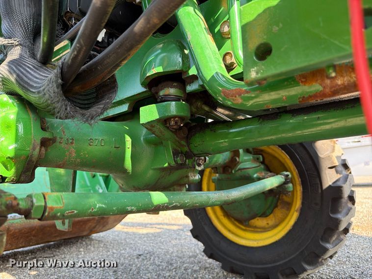 image for item FB5169 1998 John Deere 870 MFWD tractor