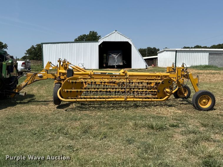 image for item FC4179 2018 Vermeer R2300 hay rake