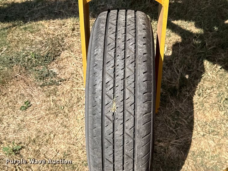 image for item FC4179 2018 Vermeer R2300 hay rake
