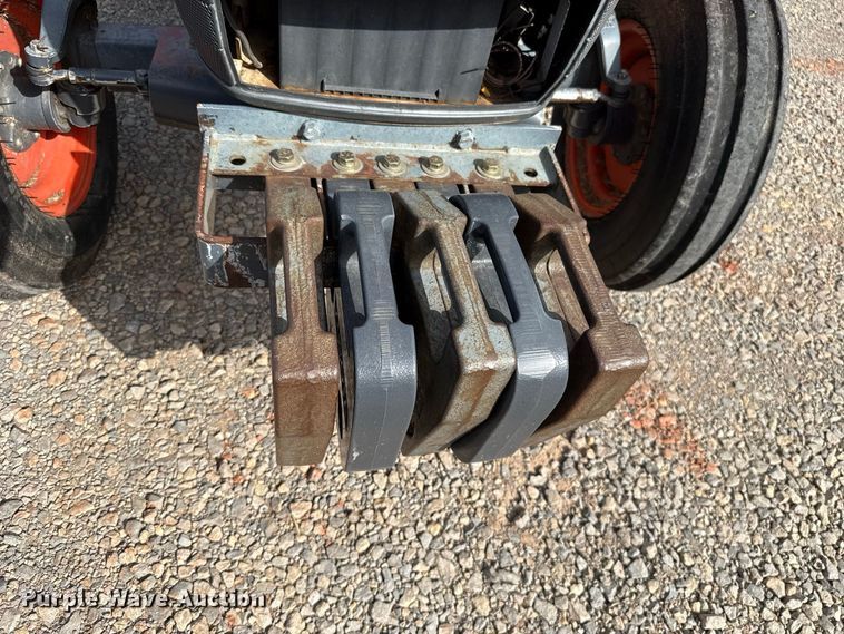 image for item FC4359 2003 Kubota L3830F tractor