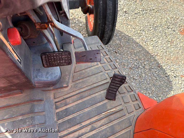 image for item FC4359 2003 Kubota L3830F tractor