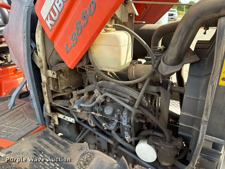 image for item FC4359 2003 Kubota L3830F tractor