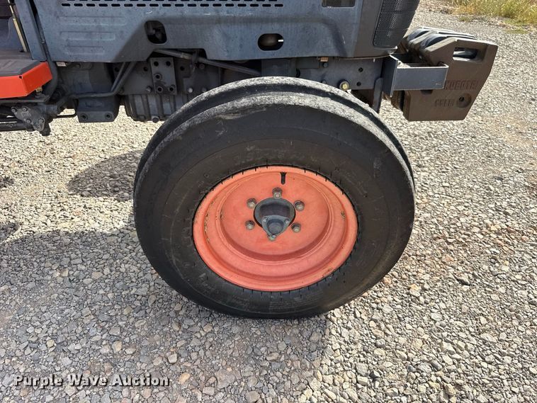 image for item FC4359 2003 Kubota L3830F tractor