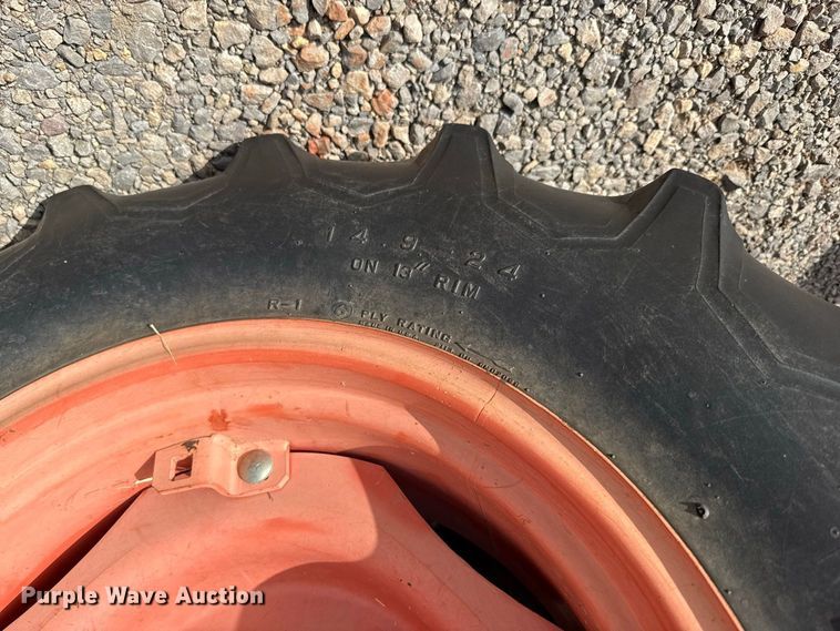 image for item FC4359 2003 Kubota L3830F tractor