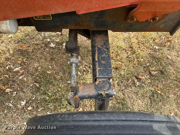 image for item FG0665 1982 Allis-Chalmers 6140 tractor