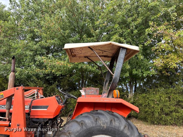 image for item FG0665 1982 Allis-Chalmers 6140 tractor