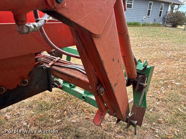 image for item FG0665 1982 Allis-Chalmers 6140 tractor
