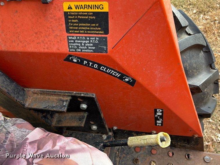 image for item FG0665 1982 Allis-Chalmers 6140 tractor