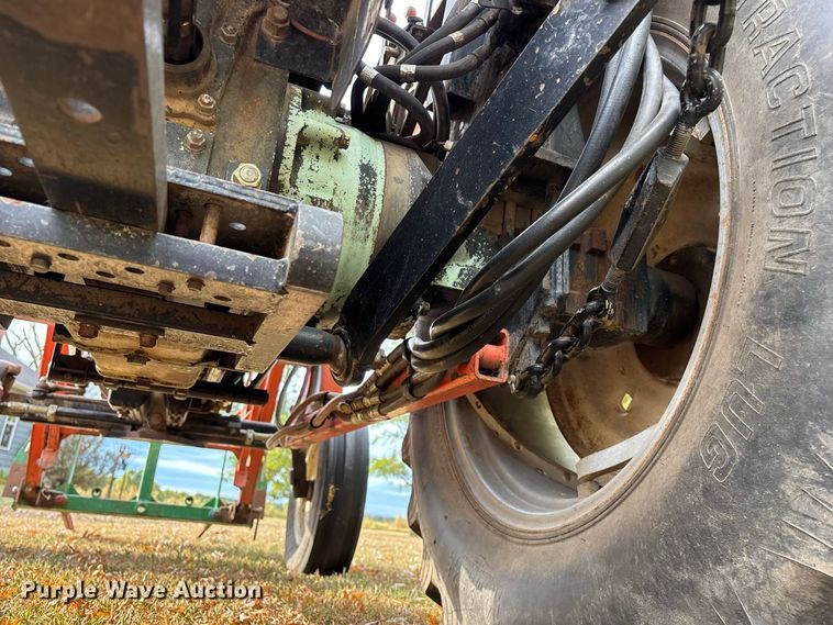 image for item FG0665 1982 Allis-Chalmers 6140 tractor