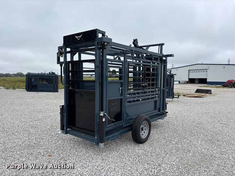 image for item FG0699 RBW Agricultural Rancher Manual squeeze chute