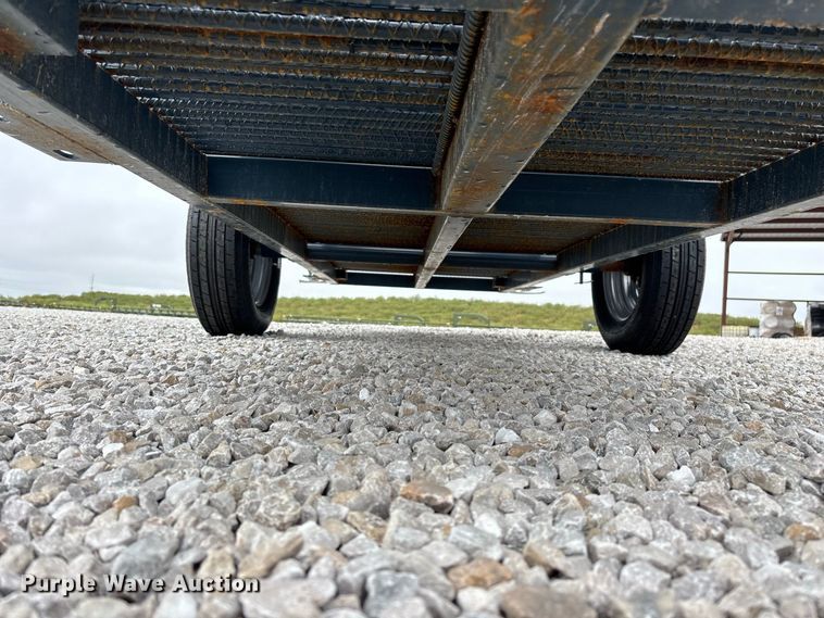 image for item FG0699 RBW Agricultural Rancher Manual squeeze chute