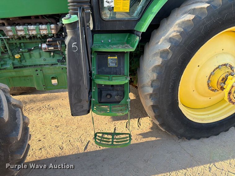 image for item FI2017 2012 John Deere 7200R MFWD tractor