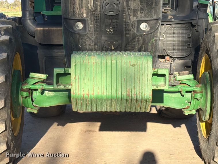 image for item FI2017 2012 John Deere 7200R MFWD tractor
