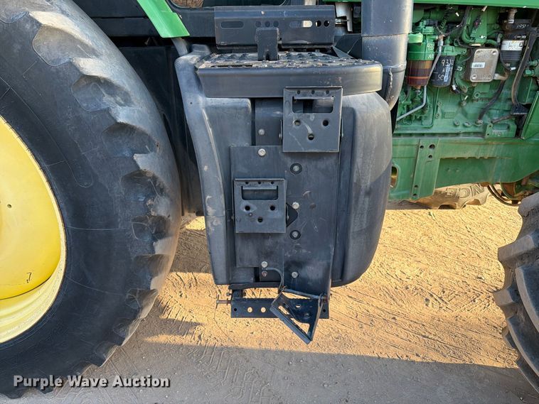 image for item FI2017 2012 John Deere 7200R MFWD tractor