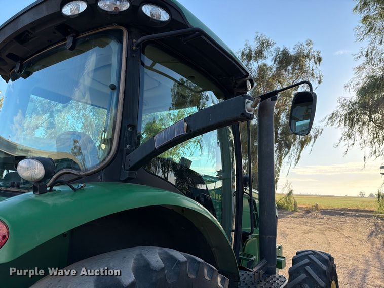 image for item FI2017 2012 John Deere 7200R MFWD tractor