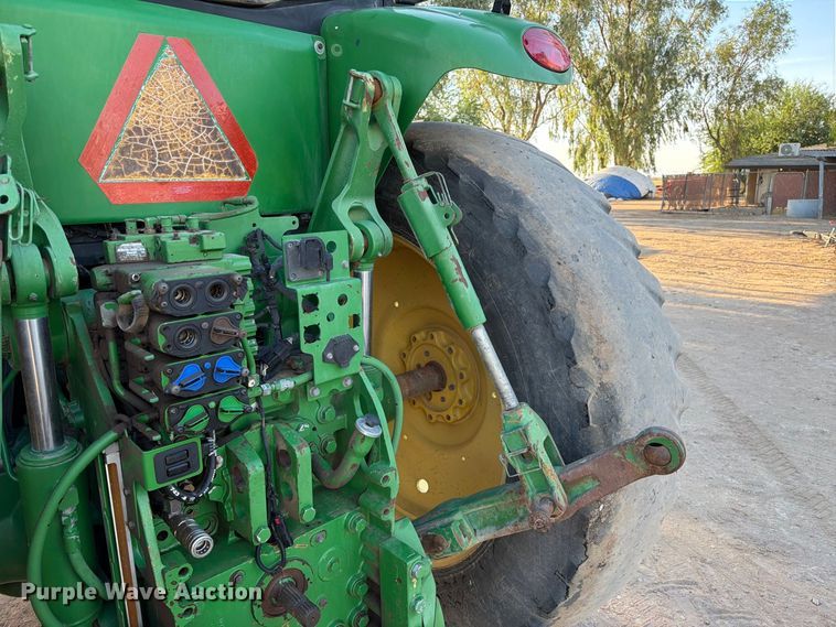 image for item FI2017 2012 John Deere 7200R MFWD tractor
