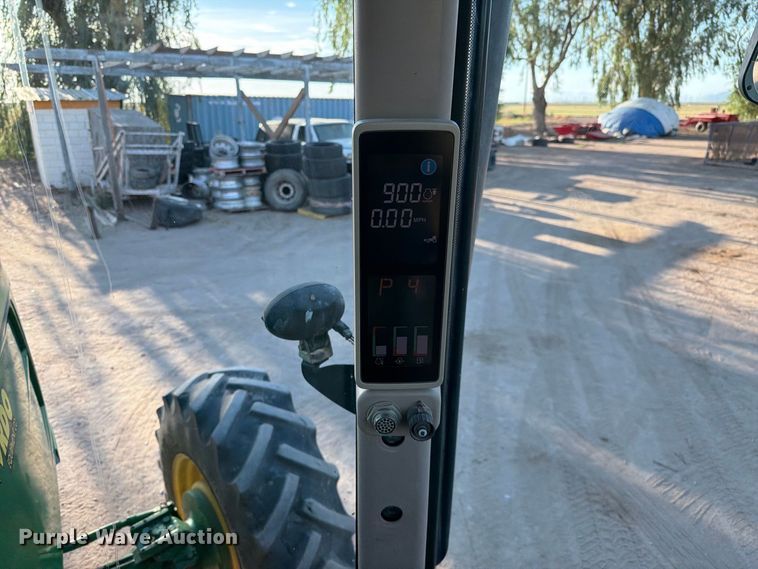 image for item FI2017 2012 John Deere 7200R MFWD tractor
