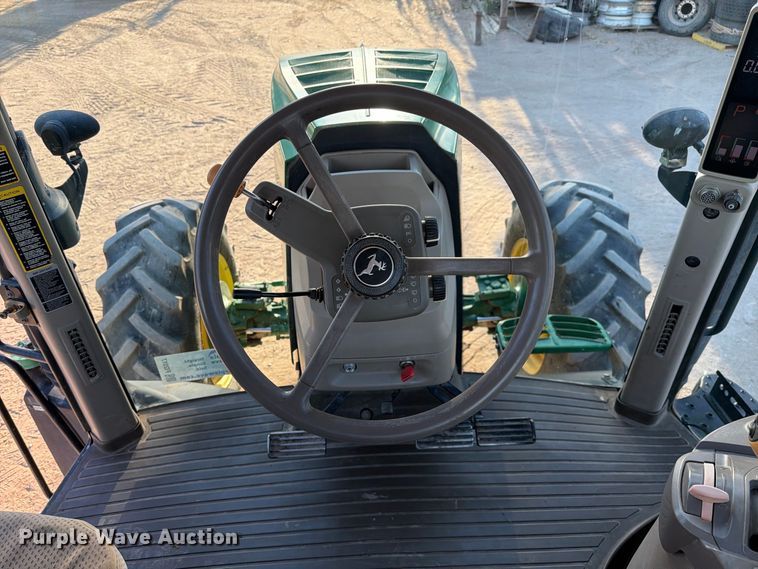 image for item FI2017 2012 John Deere 7200R MFWD tractor